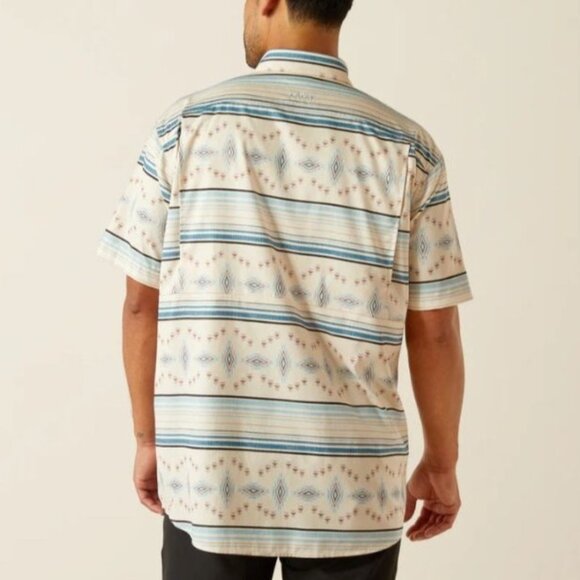 NWOT Ariat Men's Cream/ Blue Southwest Print VentTek Classic Fit Button-Down Sho - Picture 3 of 8